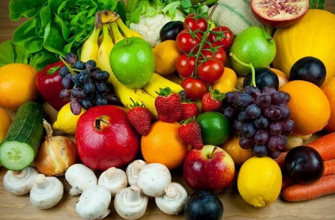 Froita fresca con verduras e bagas